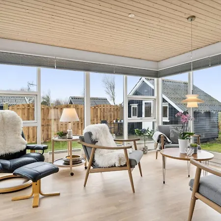 Fentje - 200m From The Sea By Interhome *