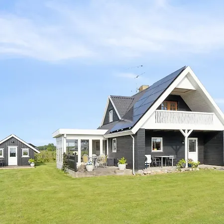 Fentje - 200m From The Sea By Interhome * Frorup