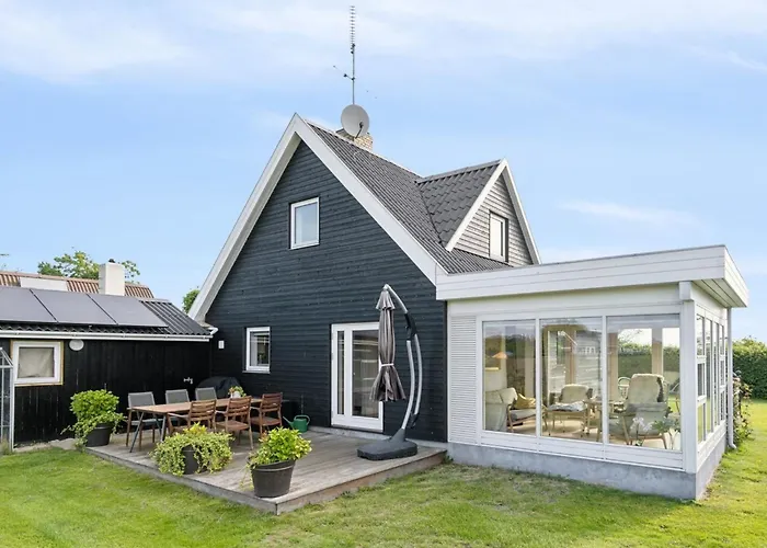 Fentje - 200m From The Sea By Interhome Nyaraló