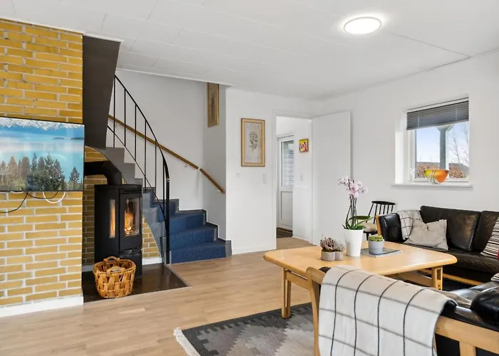 Fentje - 200m From The Sea By Interhome Nyaraló